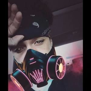 Meet your Posher, Isaac